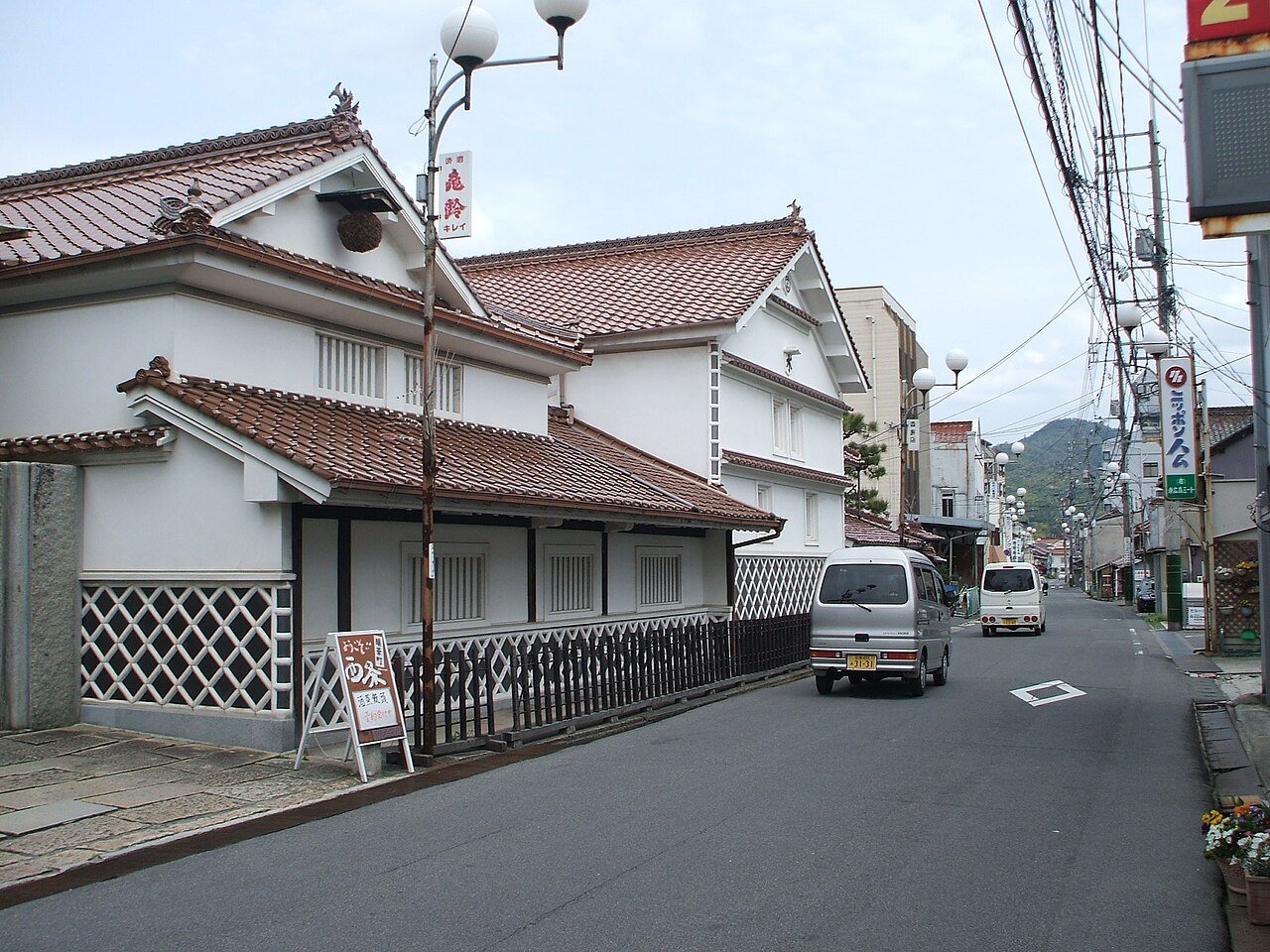 酒蔵通り.JPG